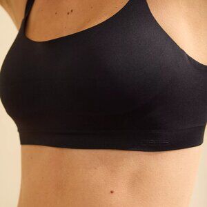 AERIE SMOOTHEZ Seamless Bra-ish Wireless Bralette Black size M